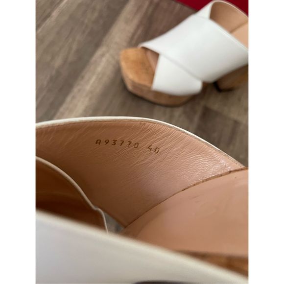 Si Rossi Leather Platform Mules - Picture 13 of 14